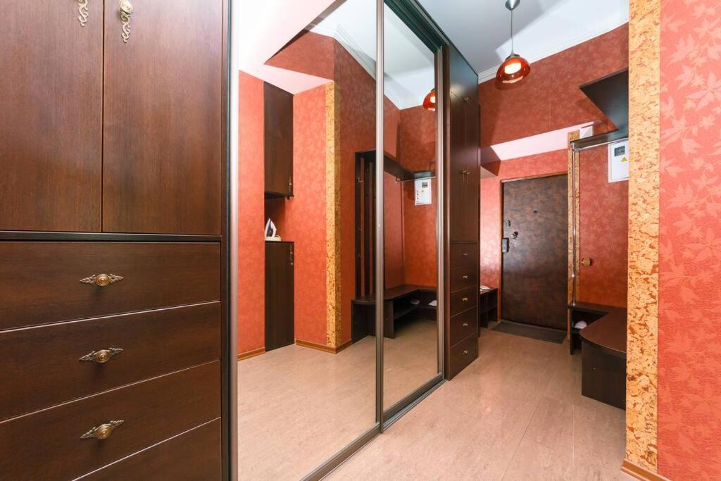 Apartment With View On Inpedendence Square Khreshchatyk Kiev Eksteriør billede